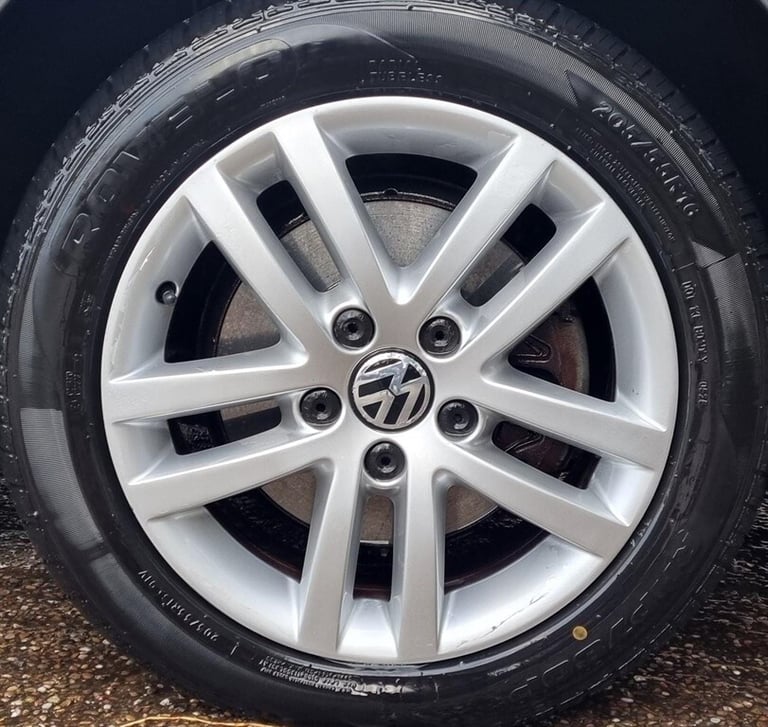 2012 Volkswagen Touran 1.6 TDI 105 SE 5dr DSG MPV DIESEL Automatic