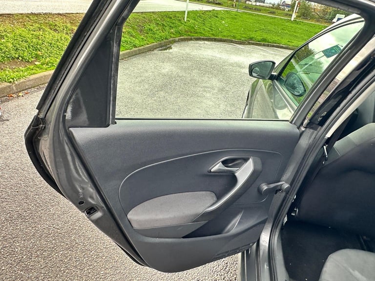 2011 Volkswagen Polo 1.2 70 S 5dr [AC] HATCHBACK PETROL Manual