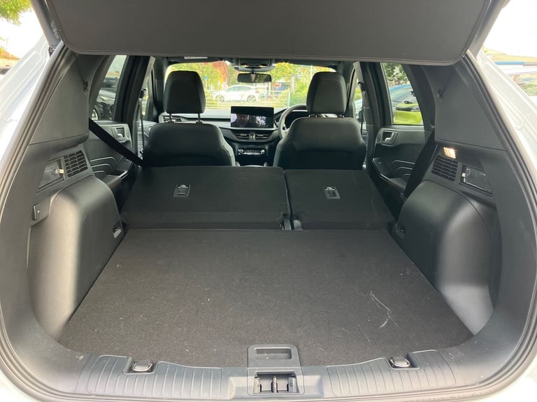 2025 Ford Kuga Kuga ST-Line 5 door 2.5L Duratec PHEV 243PS FWD CVT Automatic 5 Door PETROL/ELECTR...