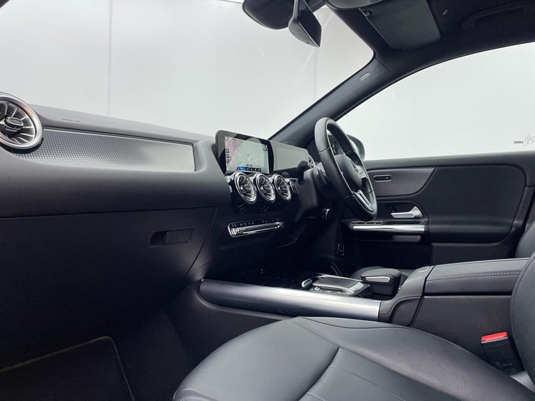 2021 Mercedes-Benz EQA EQA 250 66.5kWh Sport SUV 5dr Electric Auto (190 ps) ESTATE Electric Autom...
