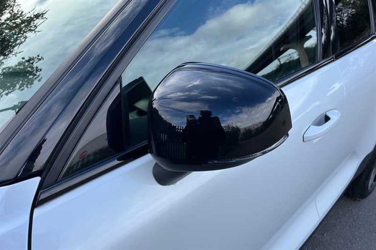 2020 Volvo XC40 2.0 B4P R DESIGN Pro 5dr Auto ESTATE PETROL Automatic