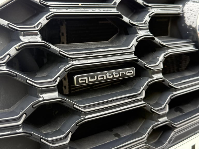  Audi Q5 2.0 TFSIe 55 Competition SUV 5dr Petrol Plug-in Hybrid S Tronic quattro Eur Petrol/Elect...