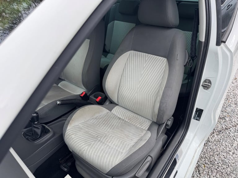 2015 Volkswagen Polo 1.0 BlueMotion Tech SE Design Euro 6 (s/s) 3dr HATCHBACK Petrol Manual