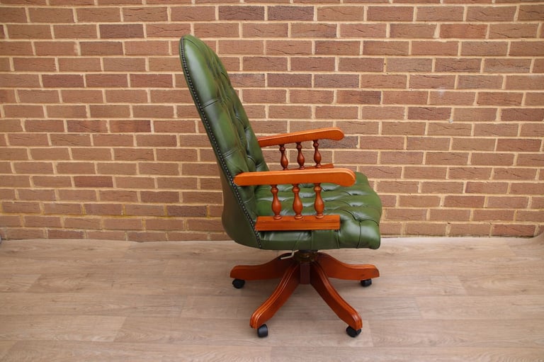 Chesterfield Executive Chair (UK Delivery)