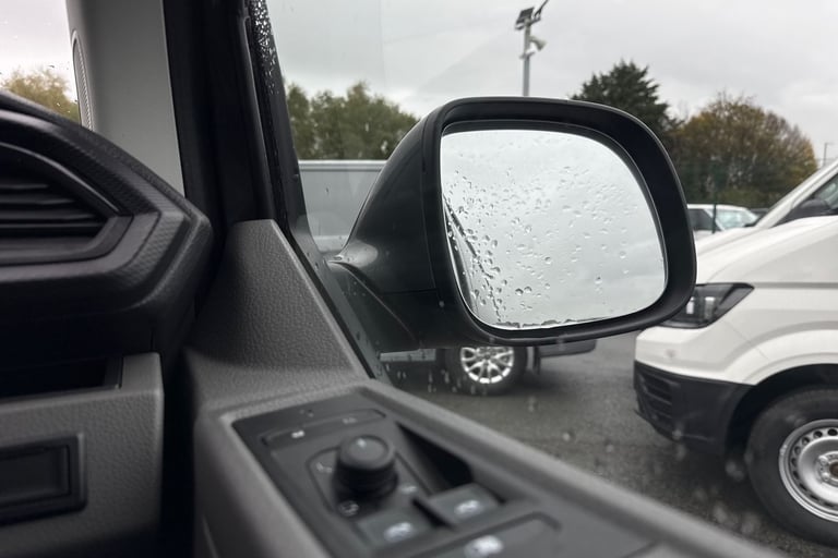 2024 Volkswagen Transporter 2.0 TDI 110 Highline Van Van Manual