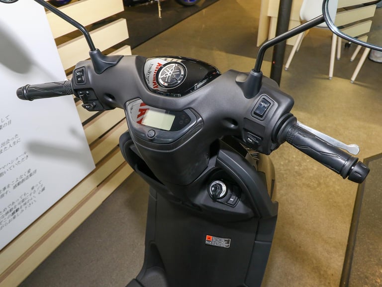 IN STOCK NOW! - NEW Yamaha NEO's Electric Scooter. (Black) £3,100 On The Road
