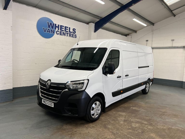 2023 Renault Master 2.3 dCi 35 Business+ FWD LWB Medium Roof Euro 6 4dr Panel Van Diesel Manual