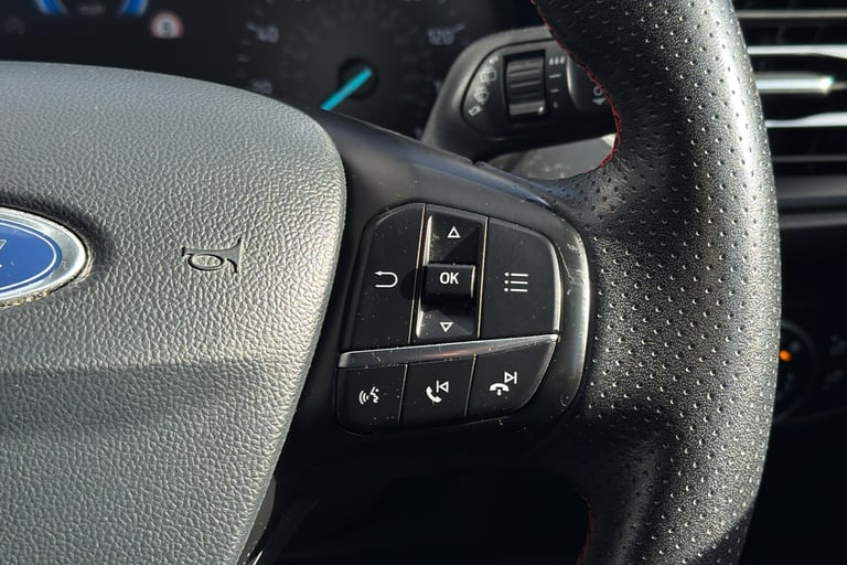  Ford Focus 1.0t Ecoboost St Line Hatchback 5dr Petrol Manual Euro 6 s/s 125 Ps