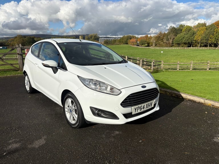 image for 2014 Ford Fiesta 1.25 82 Zetec 3dr HATCHBACK Petrol Manual