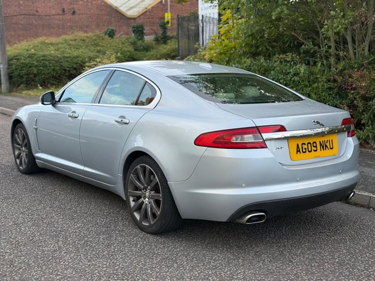 2009 Jaguar XF 3.0d V6 Premium Luxury 4dr Auto SALOON DIESEL Automatic