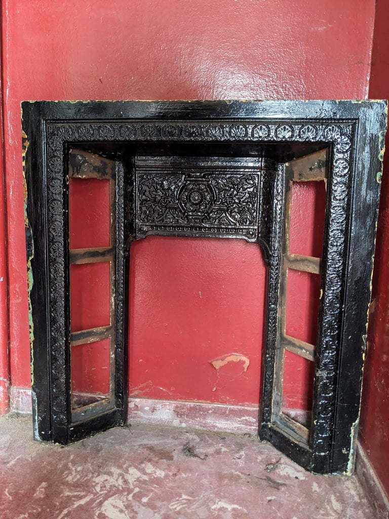 image for Antique cast iron fireplace insert