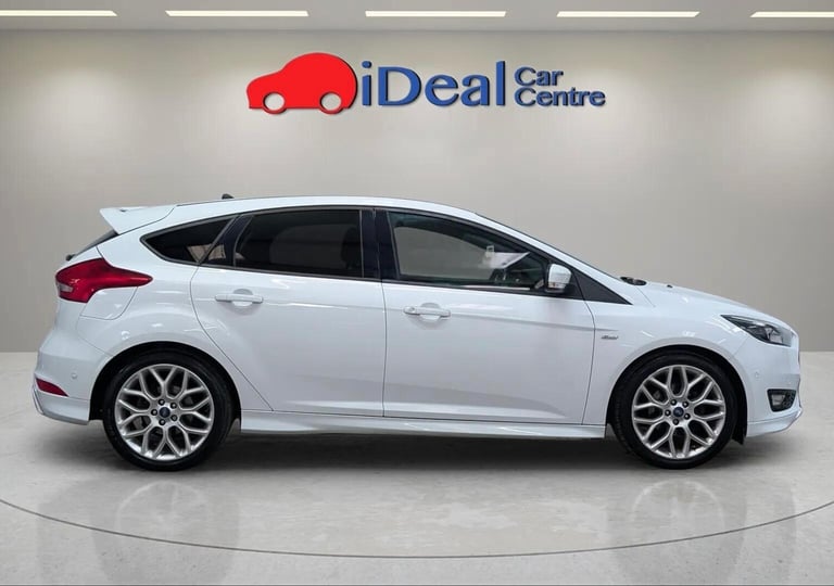 2017 Ford Focus 1.0T EcoBoost ST-Line Euro 6 (s/s) 5dr HATCHBACK Petrol Manual