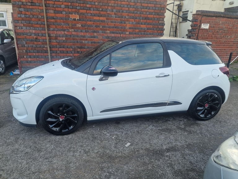 2017 DS Automobiles DS 3 1.2 PureTech 130 Performance Line 3dr HATCHBACK PETROL Manual
