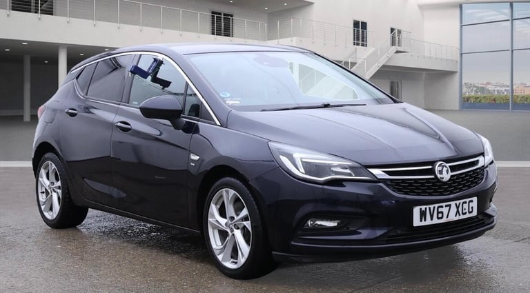 image for  Vauxhall Astra 1.6 CDTi BlueInjection SRi Nav Auto Euro 6 5dr Diesel Automatic