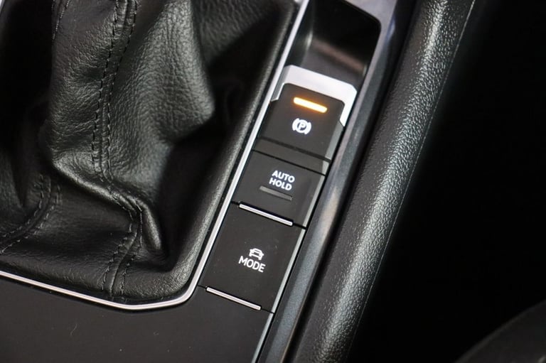 2023 Volkswagen Tiguan 1.4 TSI eHybrid Elegance 5dr DSG ESTATE PETROL/ELECTRIC Automatic