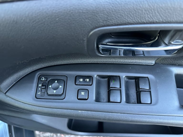 2014 Mitsubishi Outlander 2.2 DI-D GX5 5dr Auto ESTATE Diesel Automatic