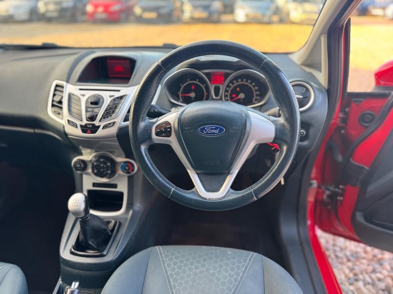 2012 Ford Fiesta 1.25 Zetec Euro 5 3dr HATCHBACK Petrol Manual