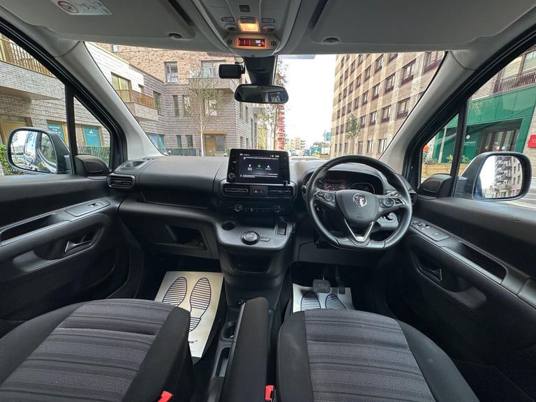 2020 Vauxhall Combo Life 1.5 Turbo D BlueInjection Energy Auto Euro 6 (s/s) 5dr MPV Diesel Automatic