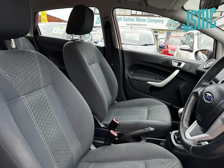 2012 Ford Fiesta 1.4 Zetec 5dr HATCHBACK PETROL Manual