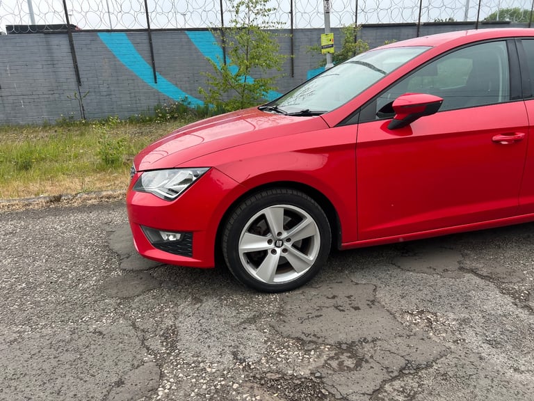 2014 Seat Leon FR 2.0 TDi 180bhp 113,000 miles mot 1 year road tax for 1 year 