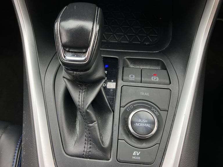 2020 Toyota RAV4 2.5 VVT-i Hybrid Dynamic 5dr CVT SUV PETROL/ELECTRIC Automatic