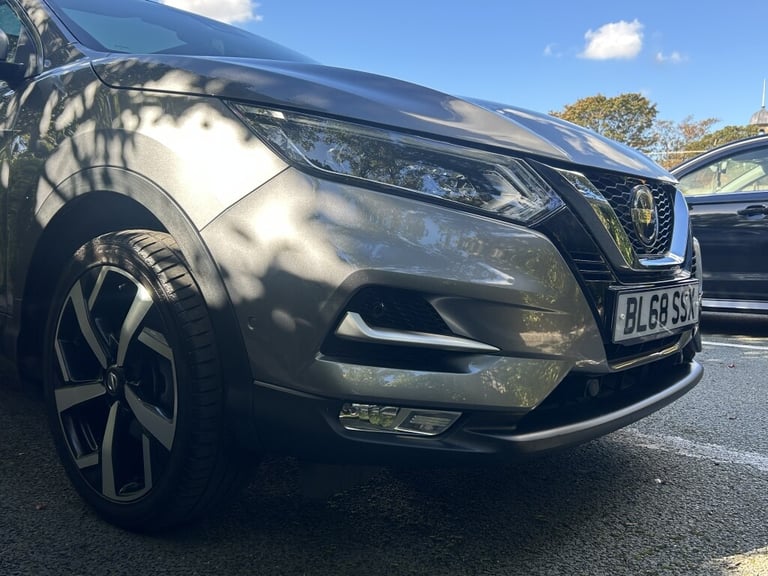 2019 Nissan Qashqai 1.3 DiG-T Tekna+ 5dr HATCHBACK PETROL Manual