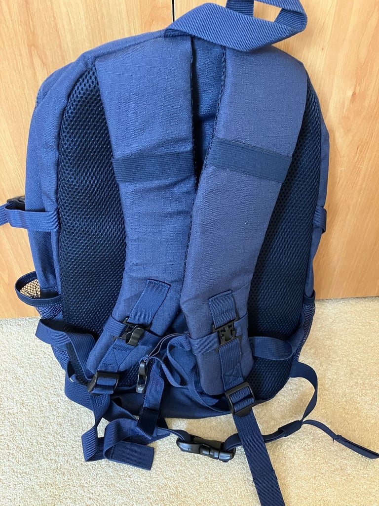 18L Backpack by Mountain Warehouse NEW