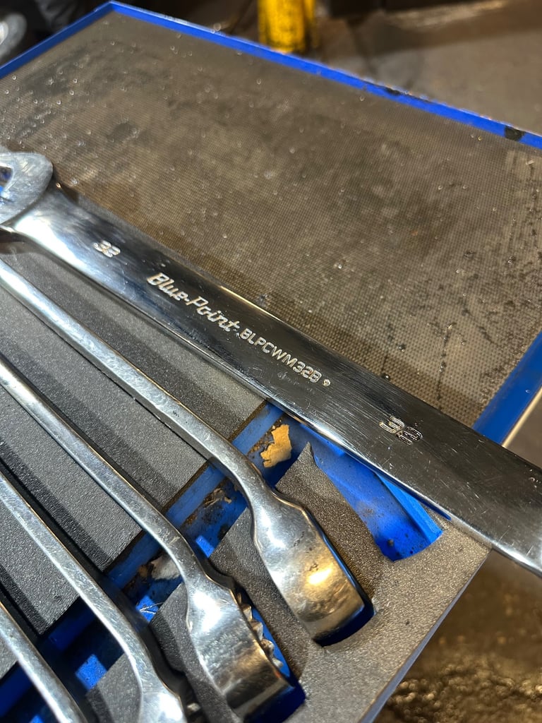 Blue point spanners set 