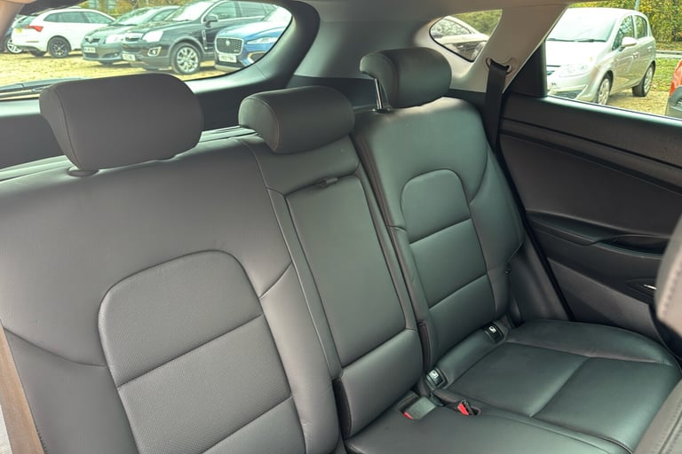  Hyundai Tucson 1.6 T Gdi Premium Suv 5dr Petrol Dct Euro 6 s/s 177 Ps Petrol