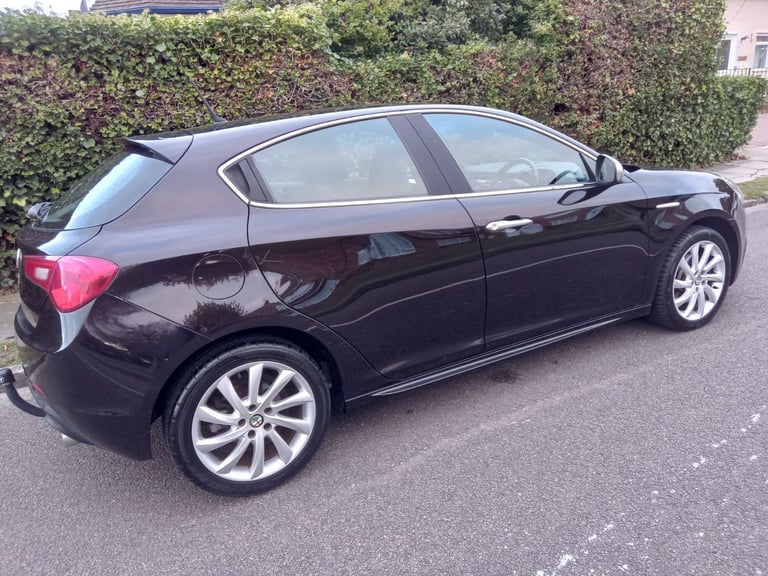 Alfa Romeo, GIULIETTA, Hatchback, 2013, Manual, 1956 (cc), 5 doors