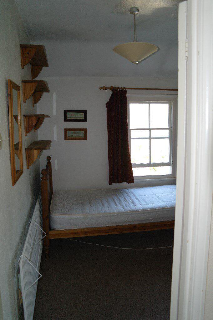 small room in friendly shared house
