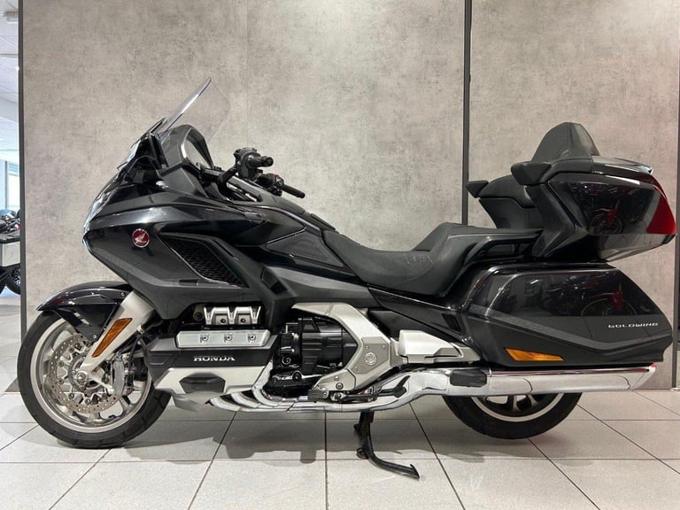 image for 71/2021 Honda GL1800 Goldwing Tour DCT - 15882 miles 