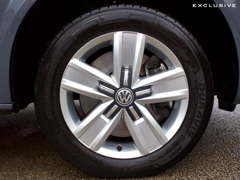 2024 Volkswagen Transporter 2.0 BiTDI 204 Highline Kombi Van 4MOTION DSG WINDOW VAN Diesel Automatic