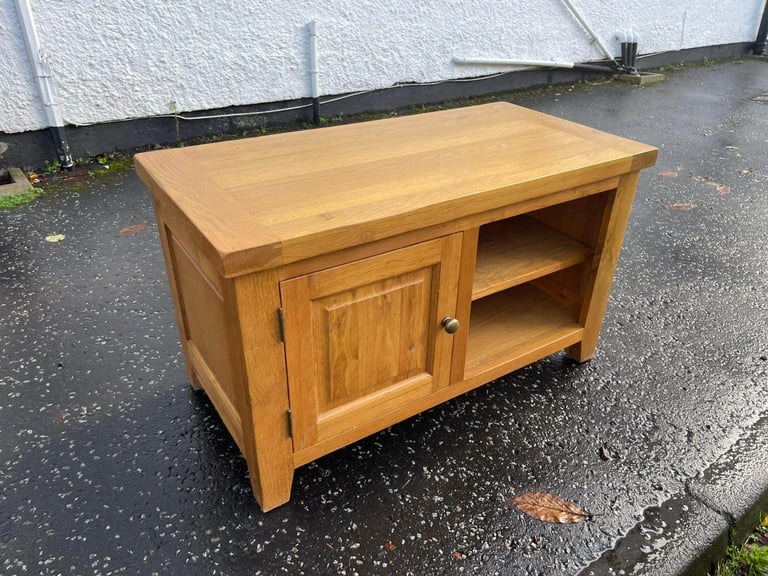 image for Solid oak wood tv cabinet only £79