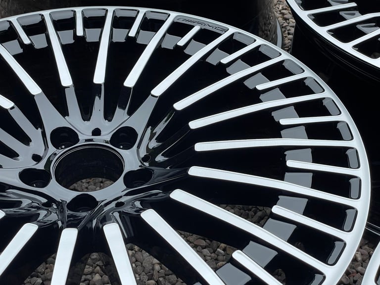 Genuine 21” Mercedes AMG EQC Staggered Alloy Wheels Refurbished Black Polished A2934011000 & 4011100