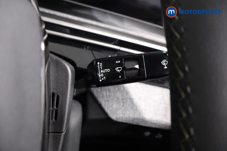 2025 Peugeot 3008 1.2 Hybrid 136 GT 5dr e-DSC6 HATCHBACK PETROL Automatic