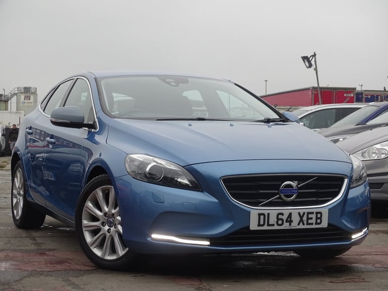 VOLVO V40 1.6 SE Lux D2 (115hp) Blue Manual Diesel 2015