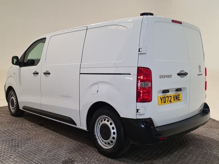 PEUGEOT EXPERT 1.5 BLUEHDI 1000 PROFESSIONAL PREMIUM 100 BHP MWB DIESEL