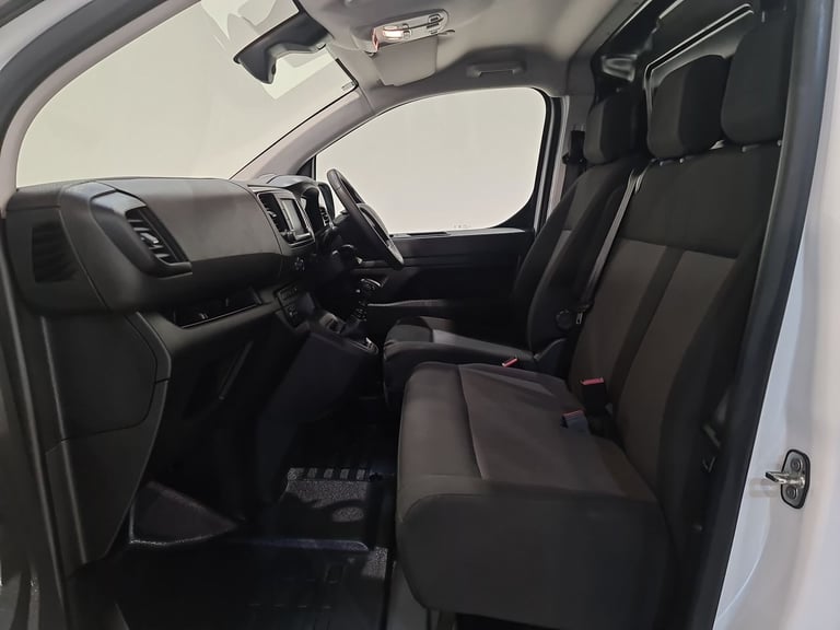 2023 Peugeot Expert 2.0 BLUEHDI 1400 PROFESSIONAL PREMIUM +STANDARD P/V 145 BHP MWB Panel Van Die...