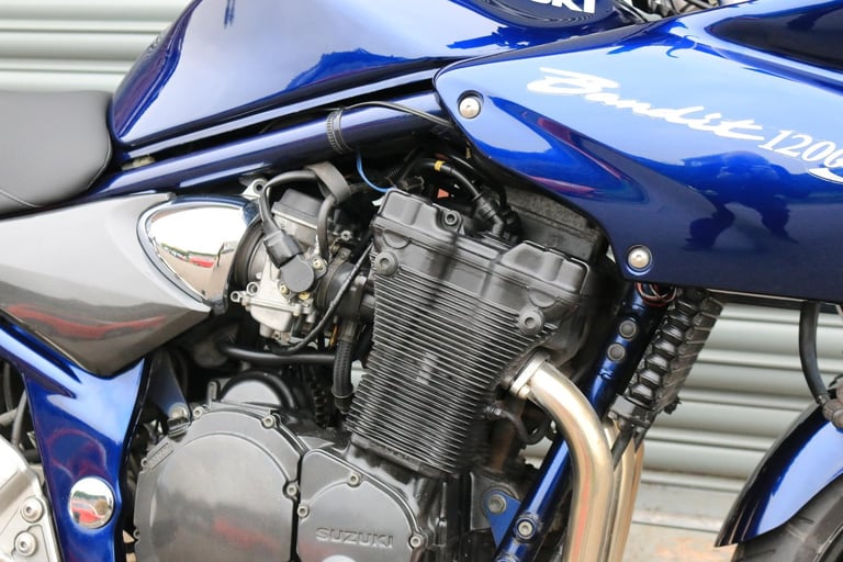 Suzuki GSF1200S K1 BANDIT 1200 2001