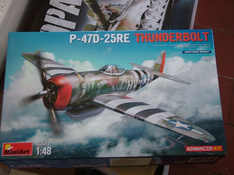 image for MINIART 48001 P47D-25RE THUNDERBOLT ADVANCED MODEL KIT