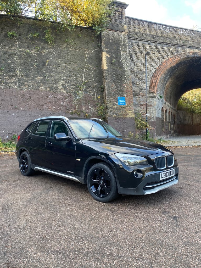 BMW, X1, Estate, 2010, Semi-Auto, 1995 (cc), 5 doors