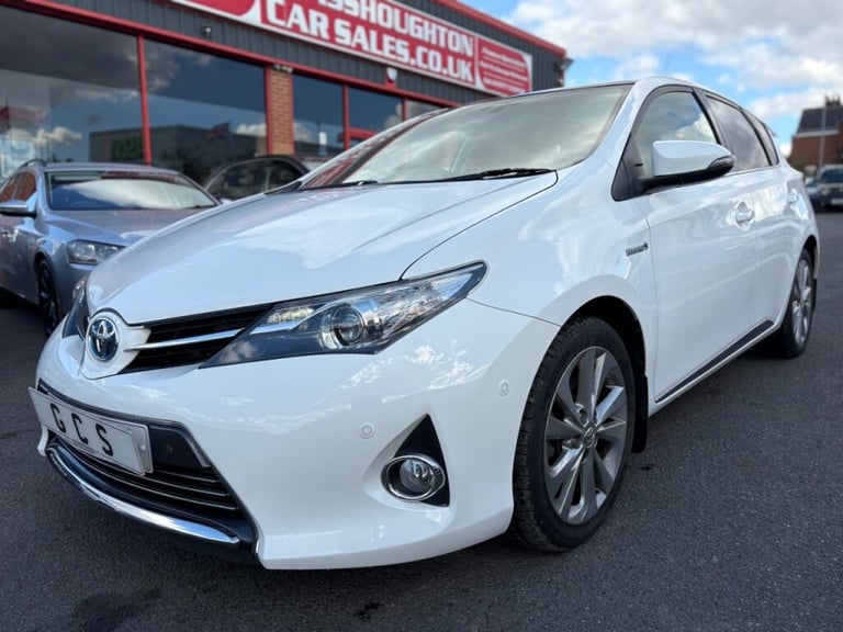 image for  Toyota Auris 1.8 VVTi Hybrid Excel 5dr CVT Auto [Nav] - FSH - Petrol/Electric H