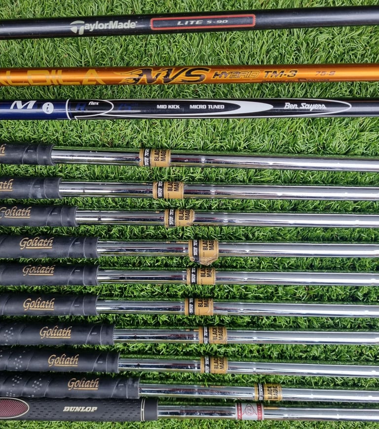 Taylor Made, Nike, Benross, Ben Sayers, Royal 3-SW, Dunlop putter, NIKE stand-bag & EXTRA's