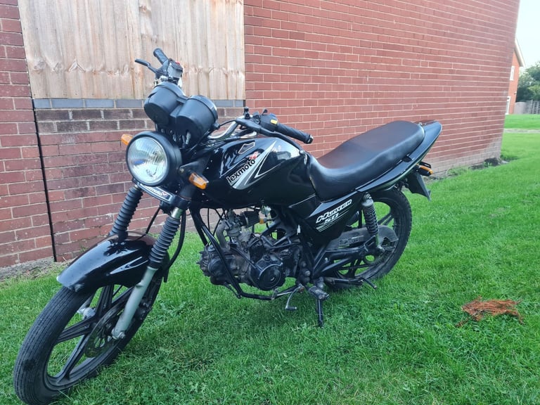 Lexmoto, HUNTER, 2020, 49 (cc)