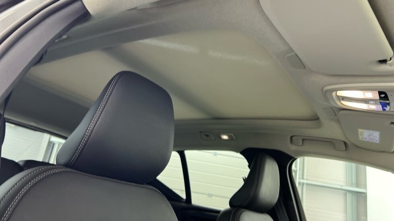 2024 Volvo XC40 Ultra, B3 Mild hybrid, Petrol, Bright (360 camera, Heated Windscreen) Estate Petr...