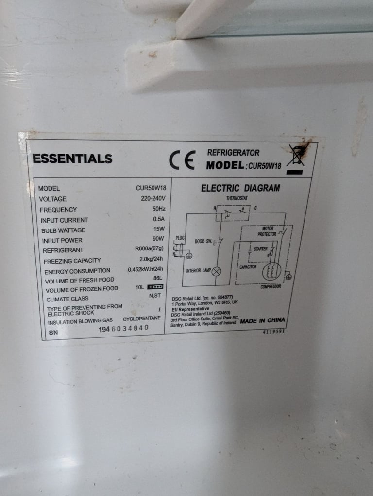 Undercounter fridge  freezer 