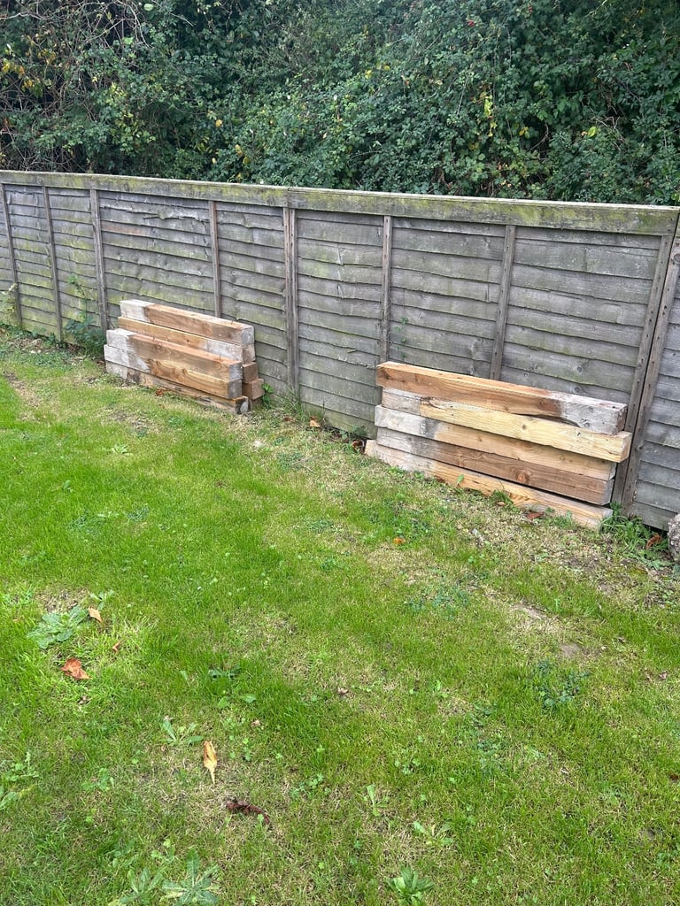 Picket fence and post