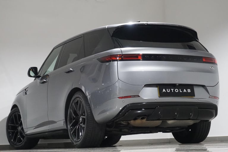 2023 Land Rover Range Rover Sport 3.0 D300 MHEV Dynamic SE SUV 5dr Diesel Auto 4WD Euro 6 (s/s) (...