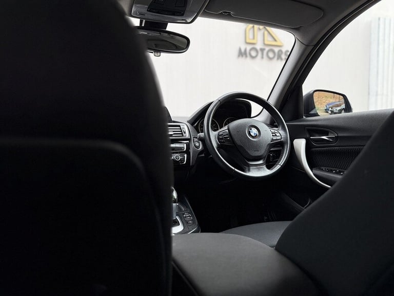 2015 BMW 1 Series 1.5 118i SE Hatchback 5dr Petrol Auto Euro 6 (s/s) (136 ps) Hatchback Petrol Au...